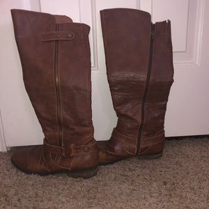 Neutral Boots